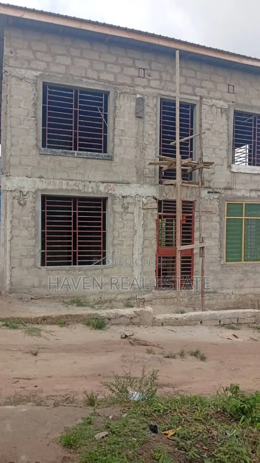 3bdrm House in Goba for sale
