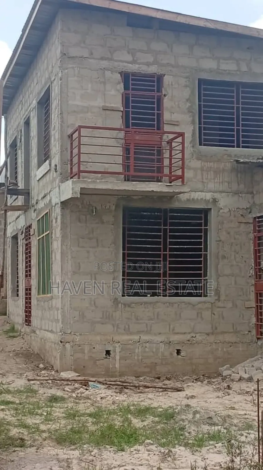 3bdrm House in Goba for sale
