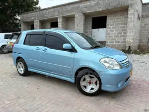 Toyota Raum 2004 Blue