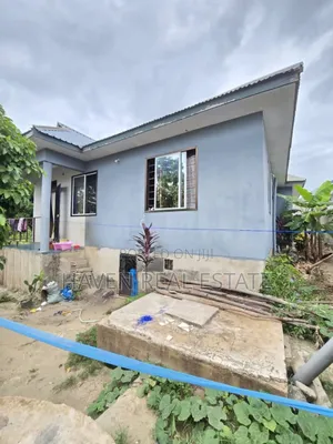 3bdrm House in Goba for sale