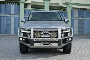 Toyota Land Cruiser LC300 2024 Silver