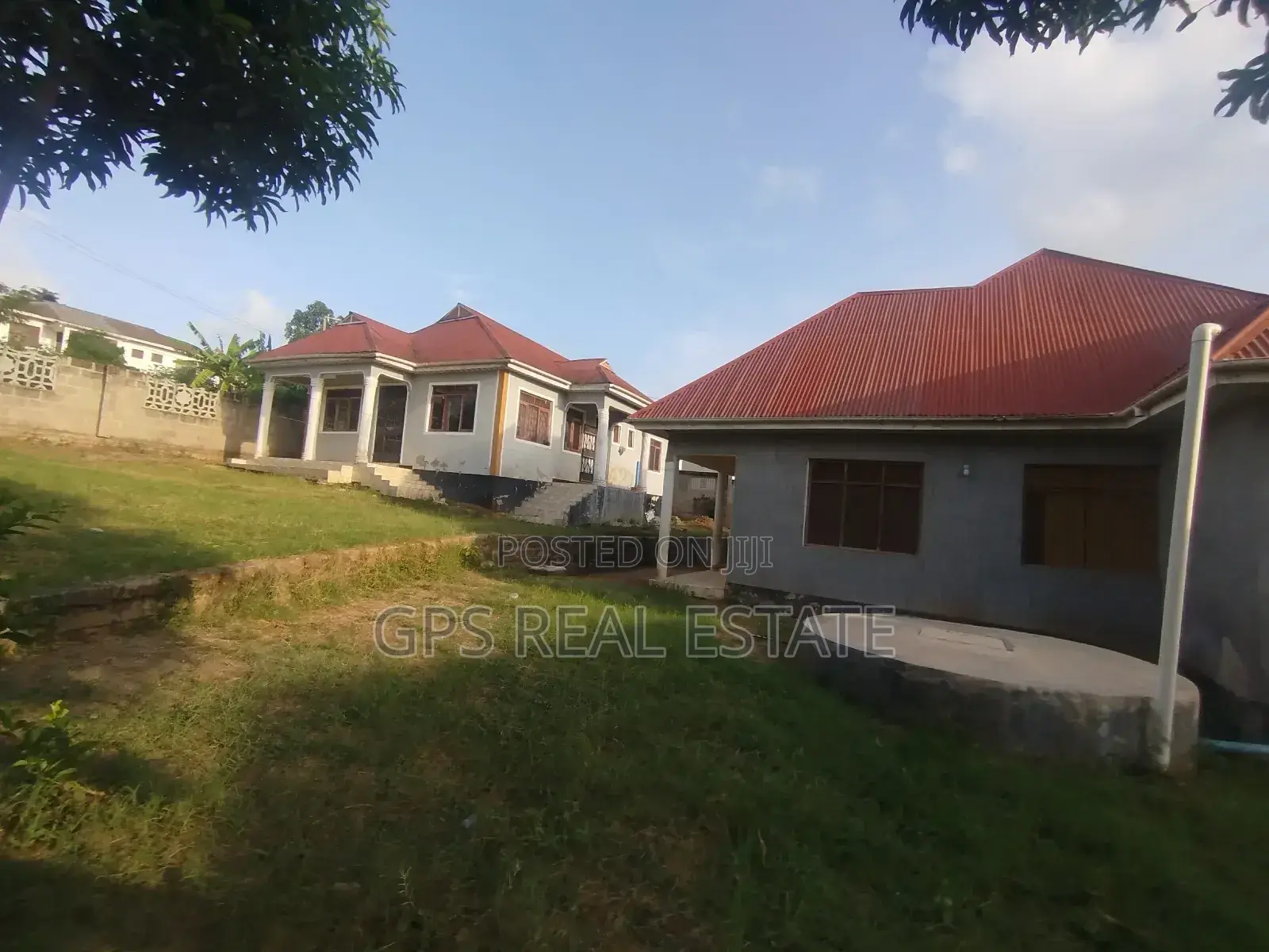 3bdrm House in Mbezi Makabe, Kinondoni for sale