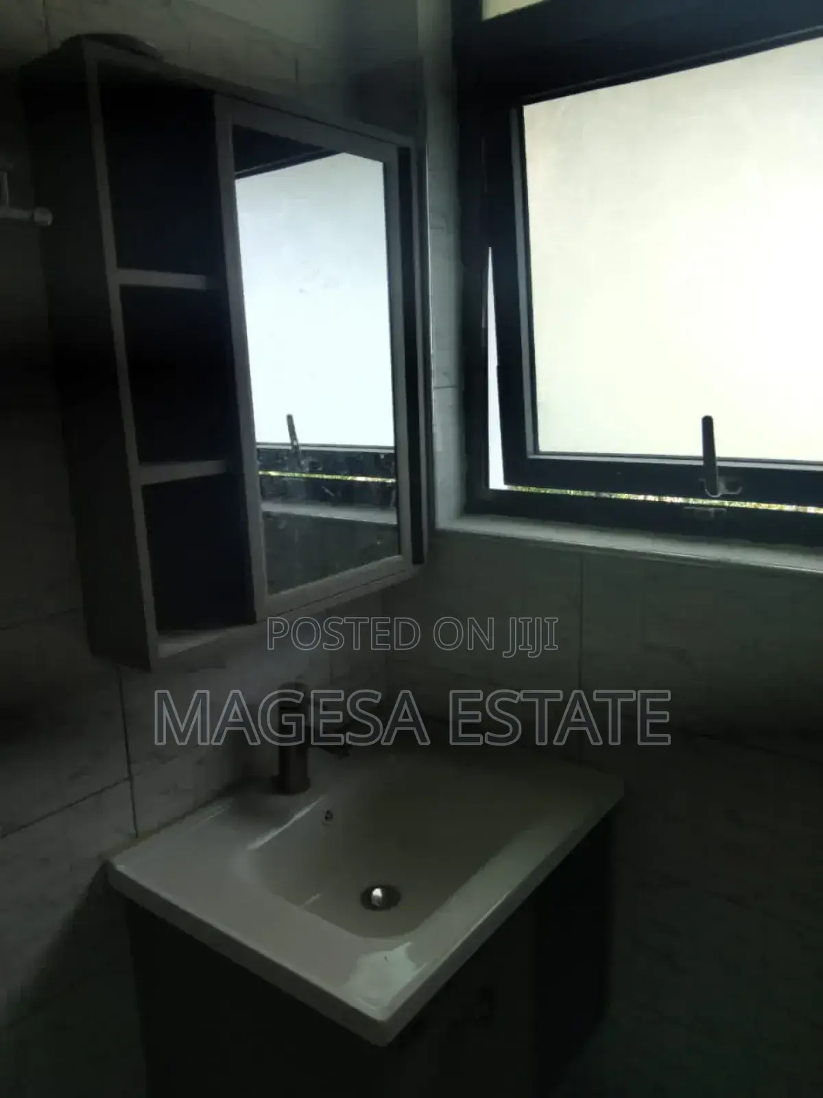 3bdrm Apartment in Upanga for rent