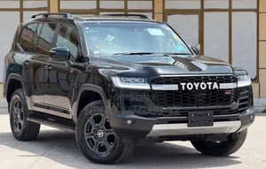 Toyota Land Cruiser 2024 Black