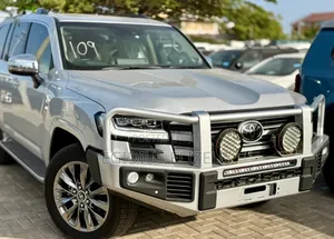 New Toyota Land Cruiser 2024 Silver