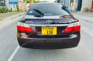 Toyota Premio 1.8 AWD 2008 Maroon