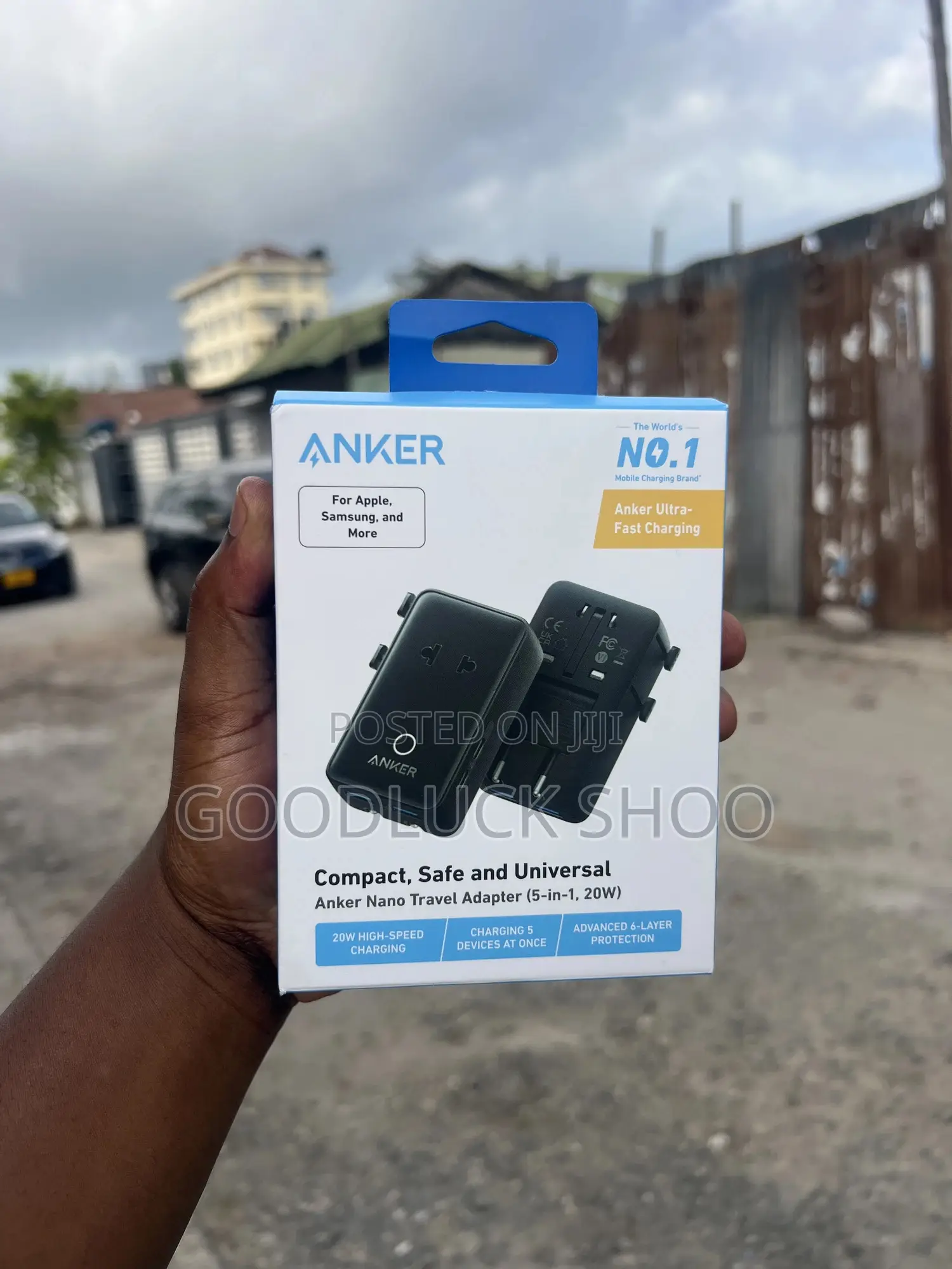 Anker Nano Travel Adapter (5-in-1, 20w)