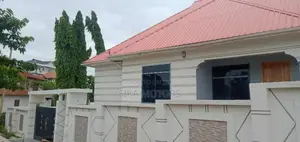 5bdrm House in Kinyerezi for sale