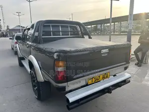 Toyota Hilux 1997 Gray
