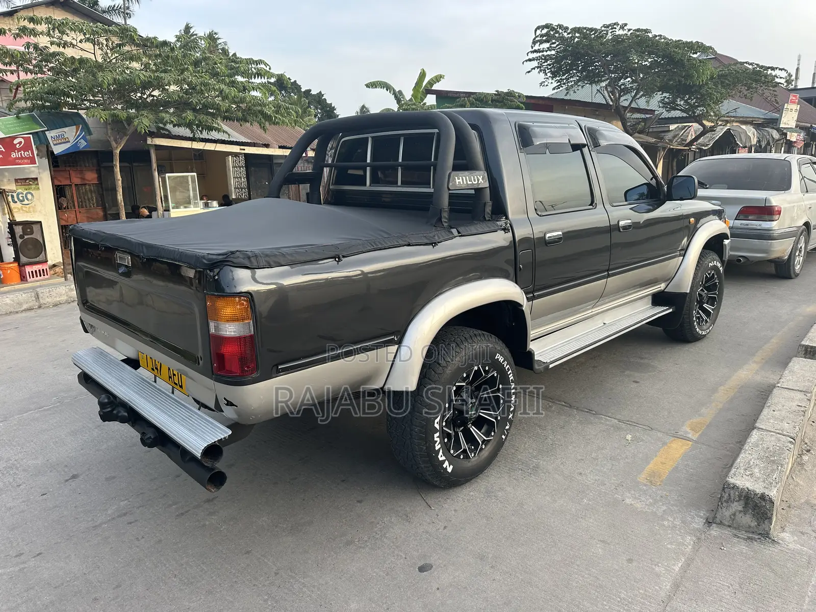 Toyota Hilux 1997 Gray