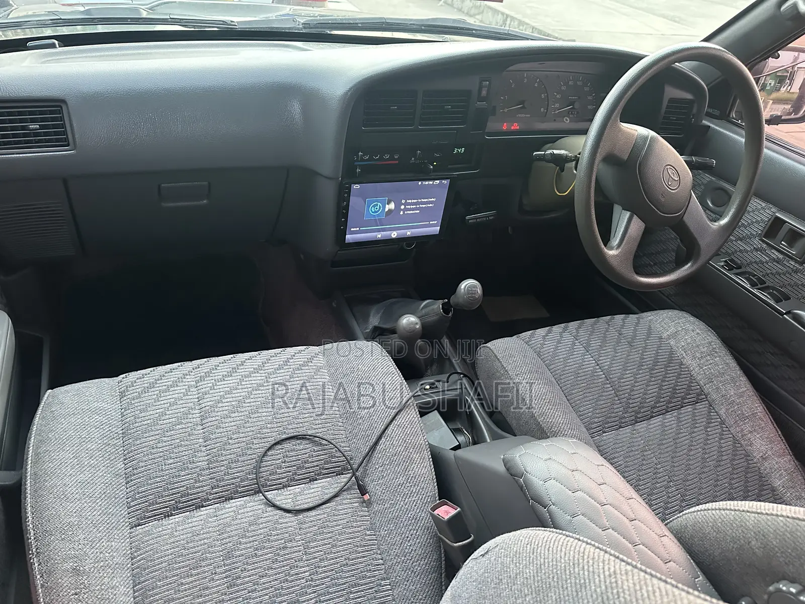 Toyota Hilux 1997 Gray