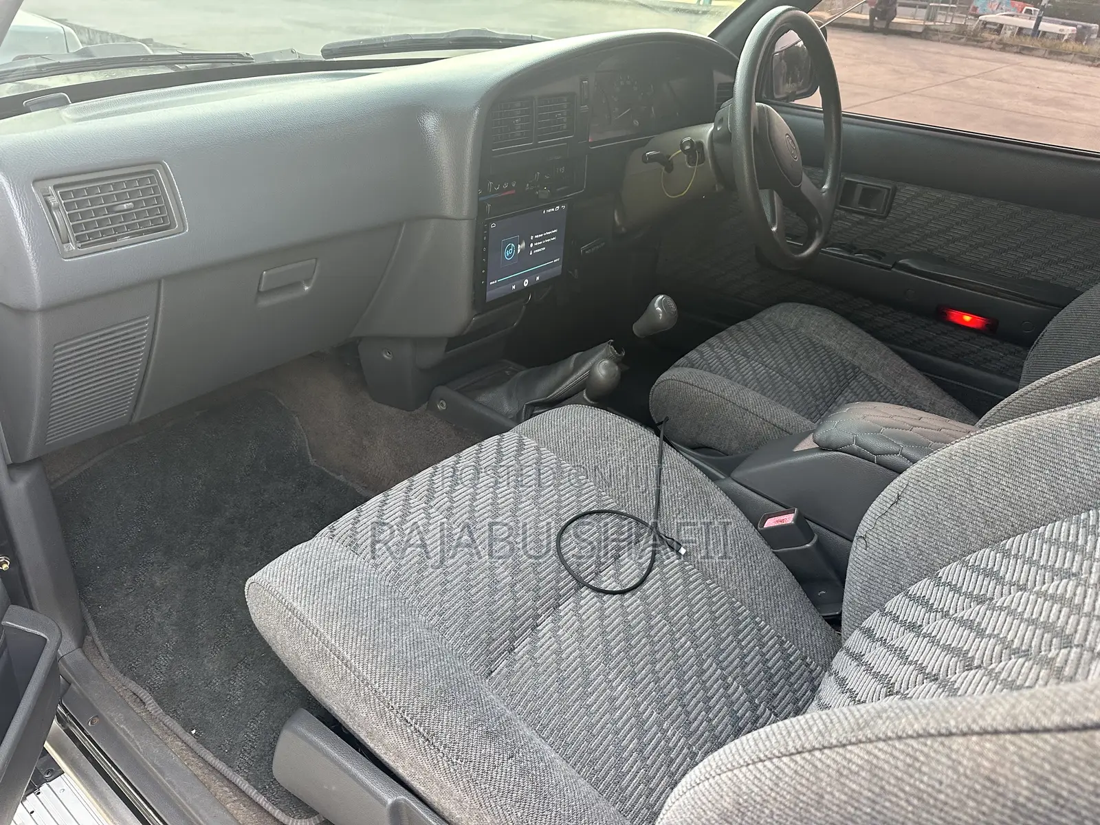 Toyota Hilux 1997 Gray
