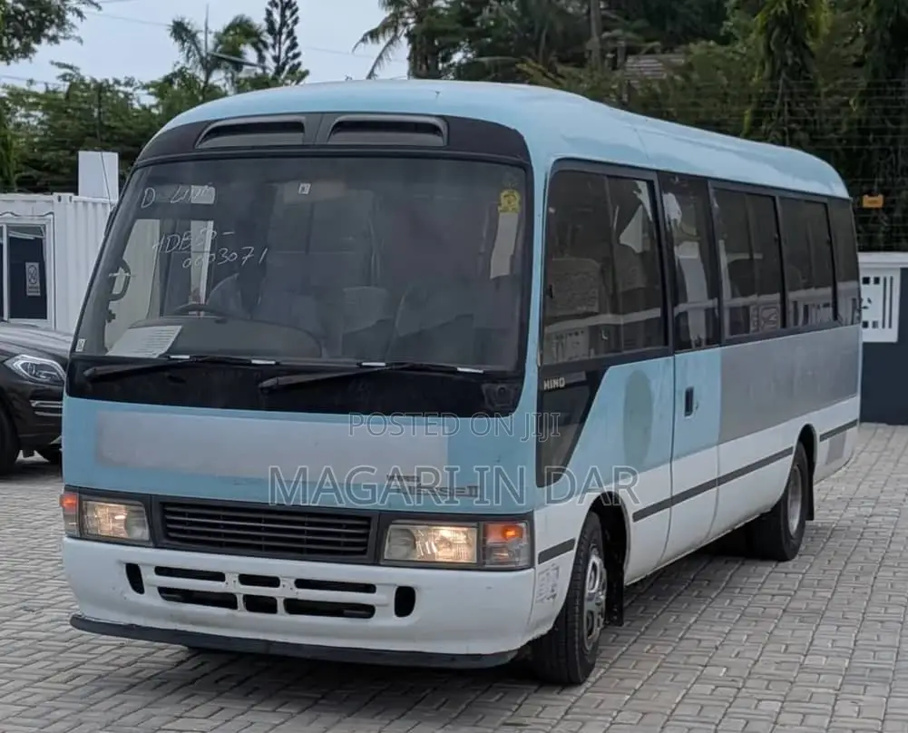 Toyota Coaster 2005 Blue