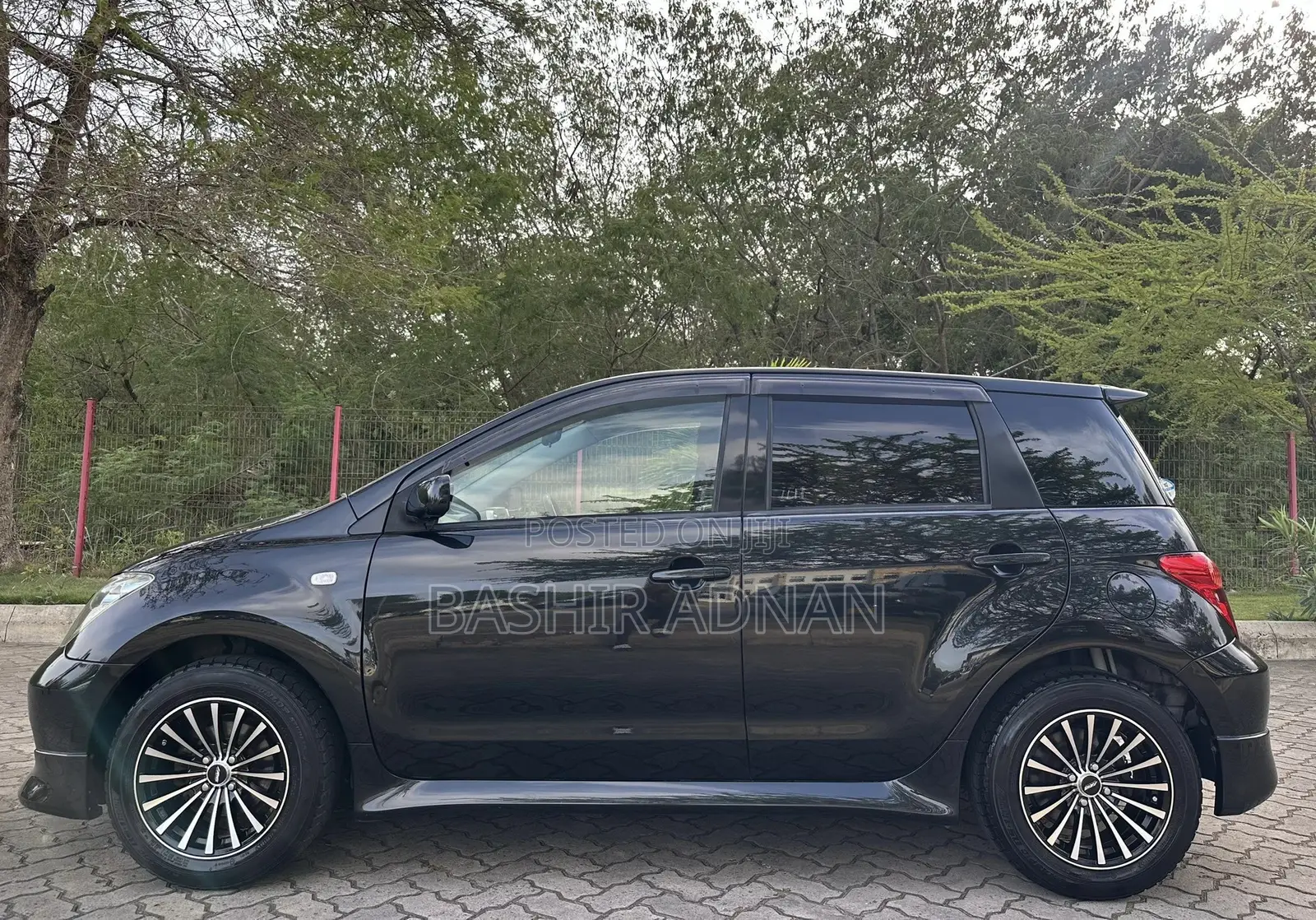 Toyota IST 2004 Black