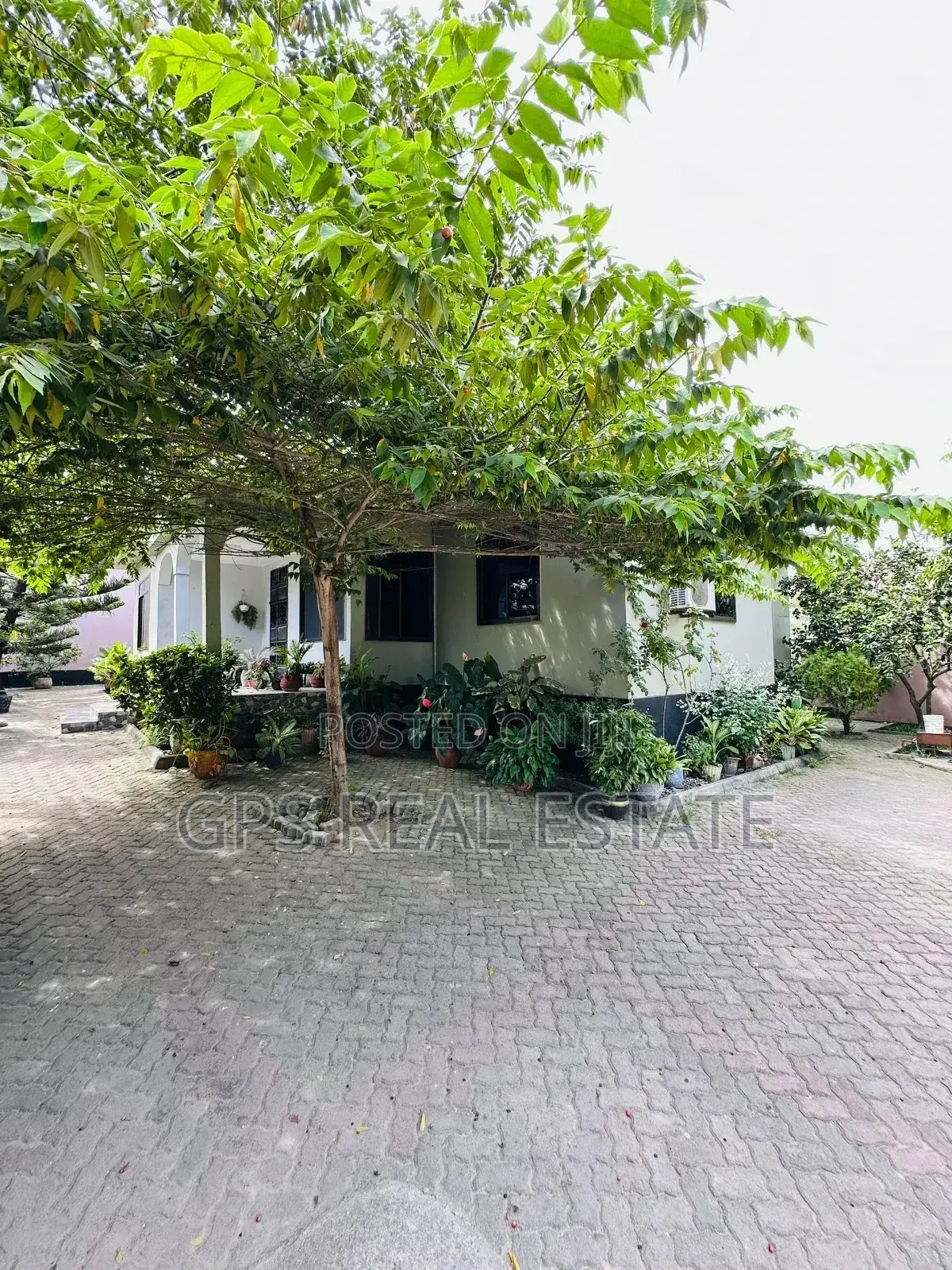 3bdrm House in Mbezi Makuti, Kinondoni for sale