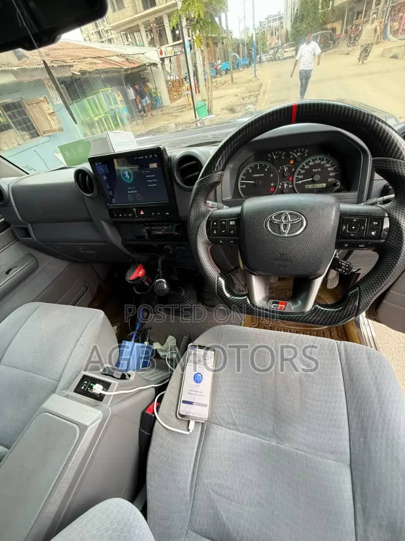 Toyota Land Cruiser 79 Series 2017 Gray