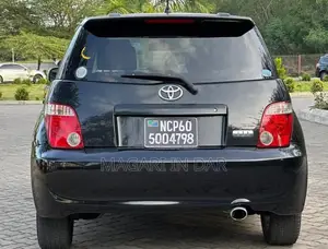 Toyota IST 2007 Black