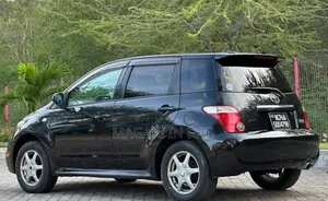 Toyota IST 2007 Black