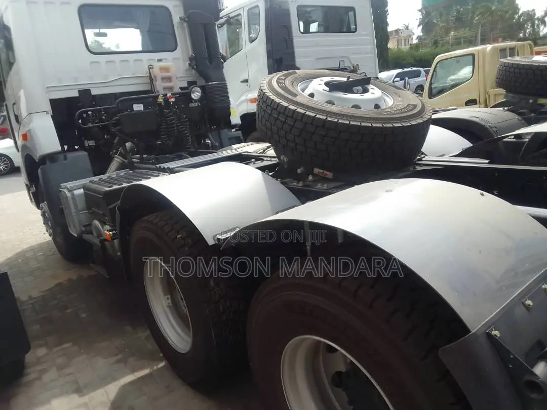 Faw Tractor 6x4
