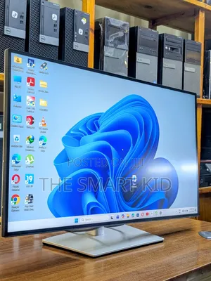 Dell Ultra Sharp 27 Usb -C Hub Monitor - U2722de