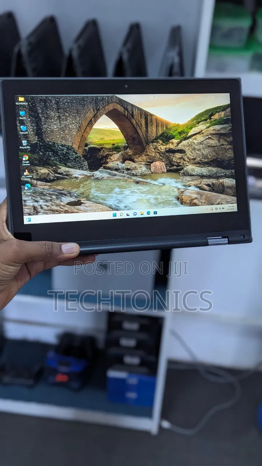 Laptop Lenovo 300e 4GB Intel SSD 160GB