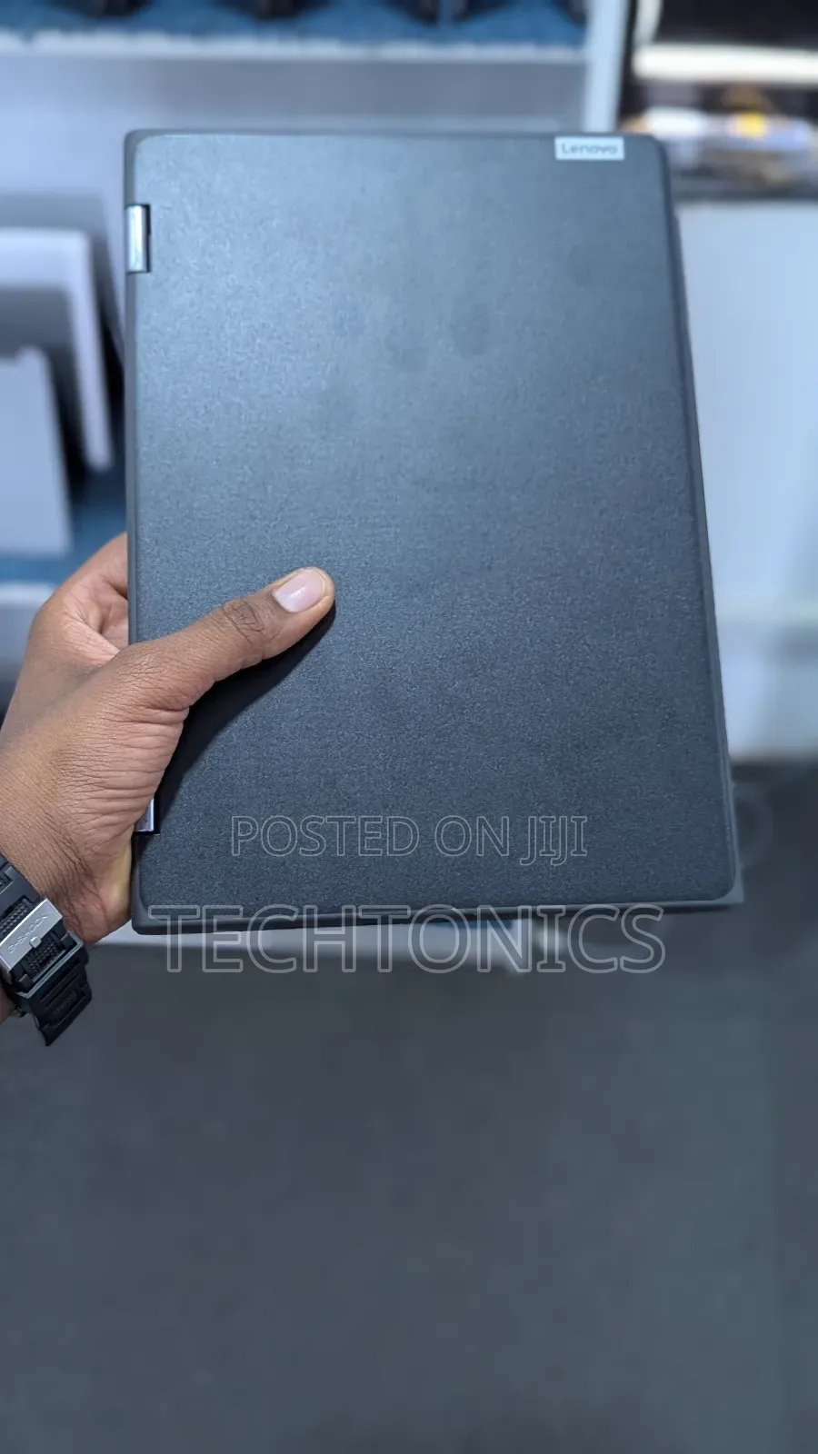 Laptop Lenovo 300e 4GB Intel SSD 160GB