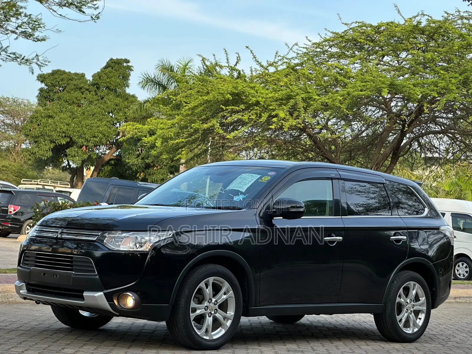 Mitsubishi Outlander 2014 Black