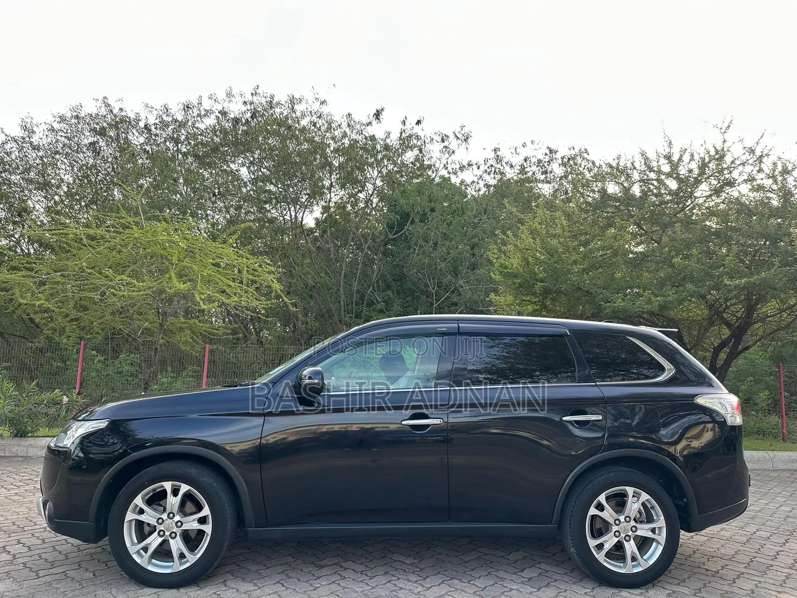 Mitsubishi Outlander 2014 Black