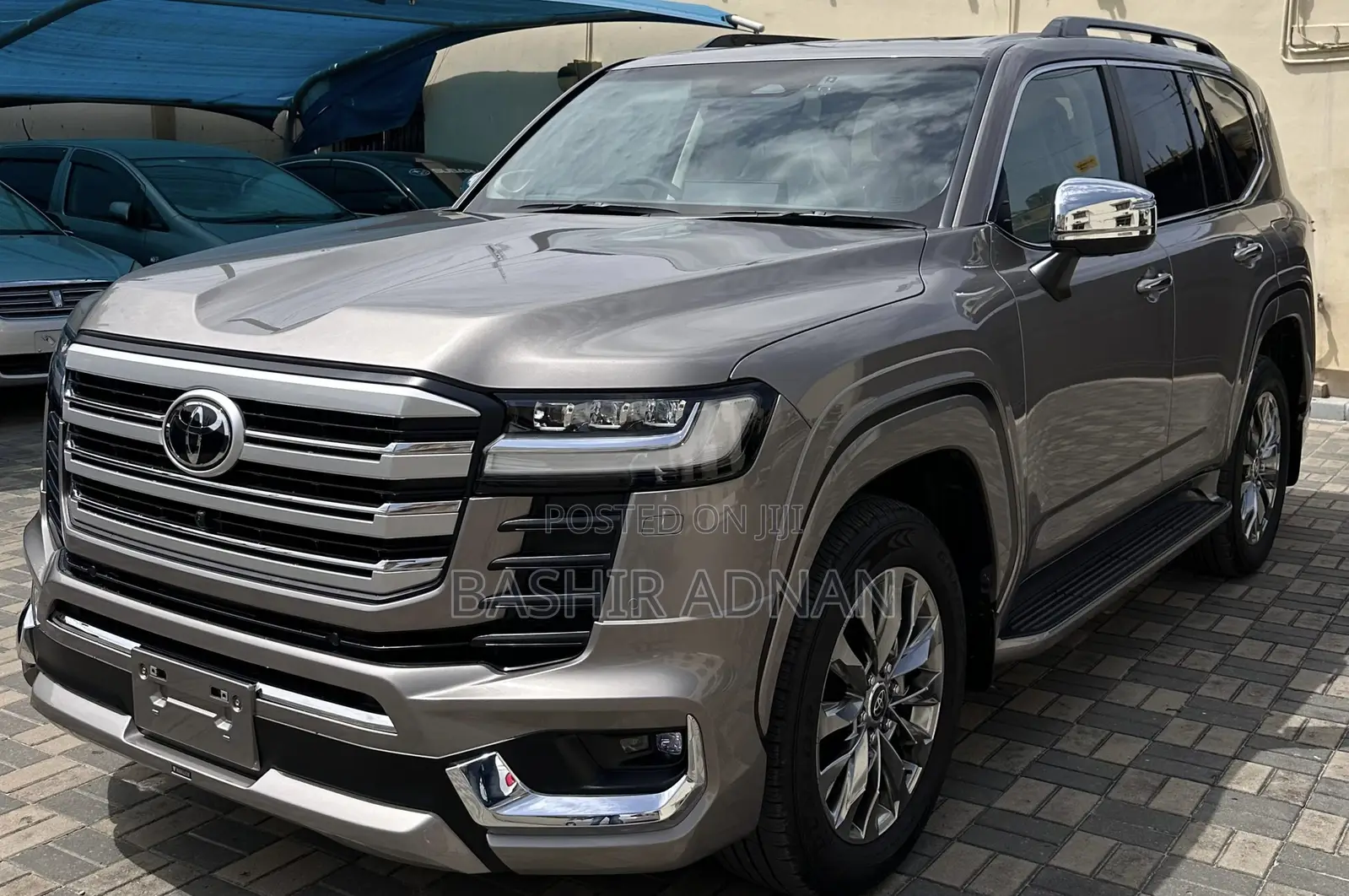 New Toyota Land Cruiser LC300 2025 Gray
