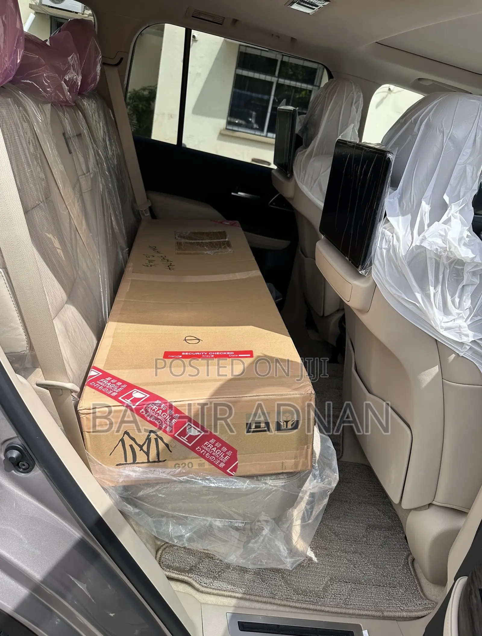 New Toyota Land Cruiser LC300 2025 Gray