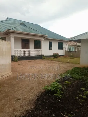 6bdrm Bungalow in Iringa Municipal for sale