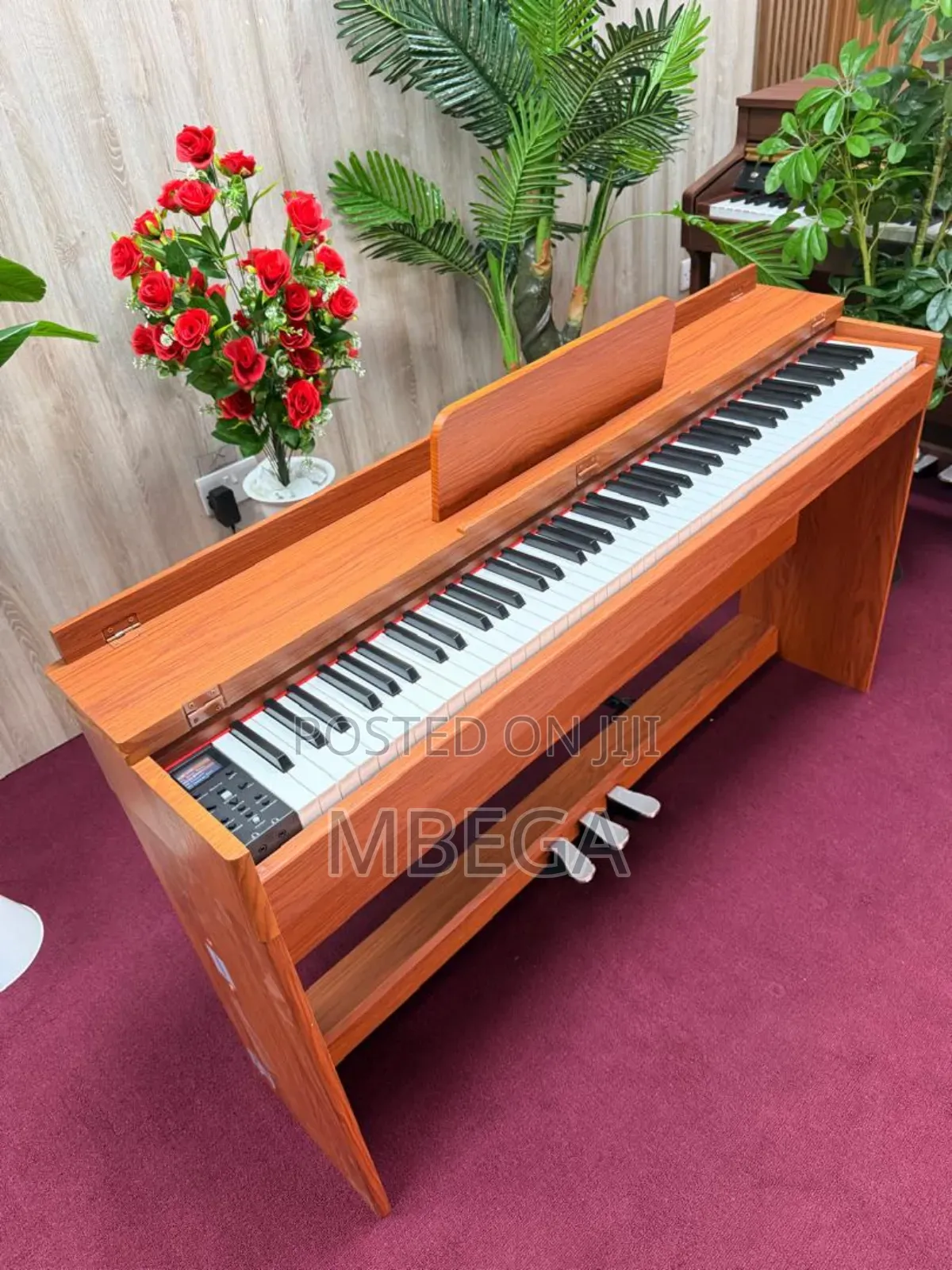 Model Digital 88 Key 3 Pedel Way