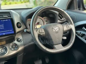 Toyota Vanguard 2012 Black