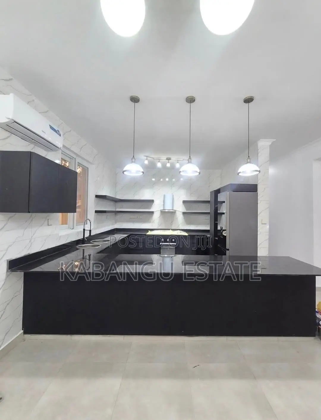 Furnished 5bdrm Villa in Kawebeach for rent