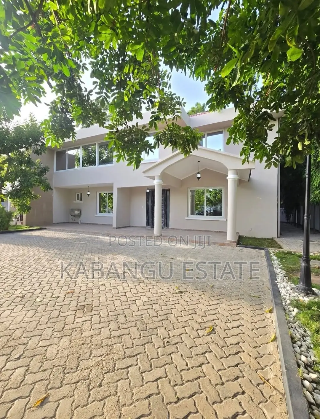 Furnished 5bdrm Villa in Kawebeach for rent