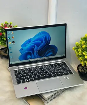 Laptop HP EliteBook 830 G7 16GB Intel Core I7 SSD 256GB