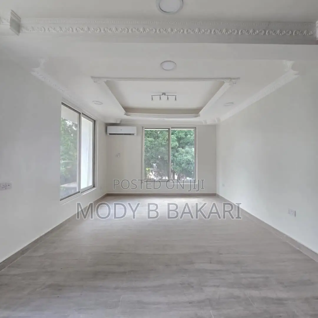 5bdrm House in Oyster Bay for rent