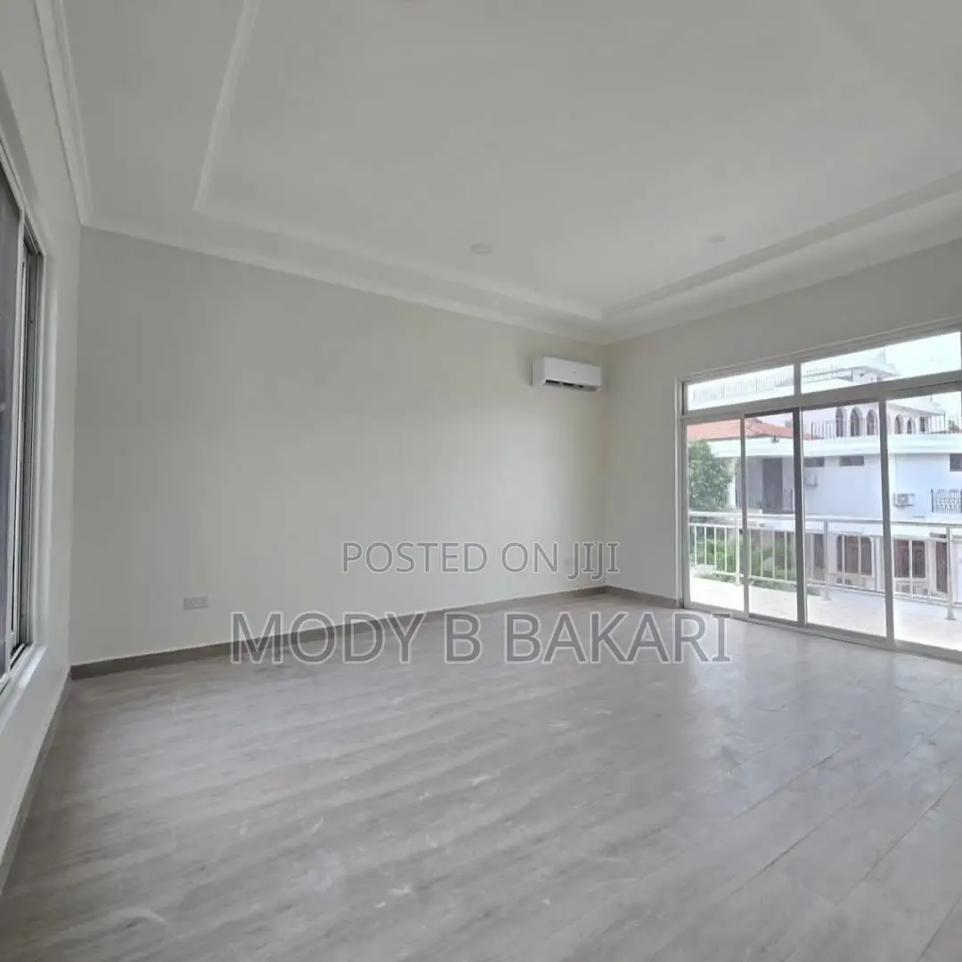 5bdrm House in Oyster Bay for rent