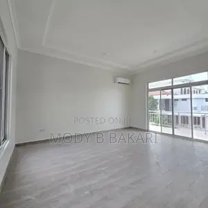5bdrm House in Oyster Bay for rent