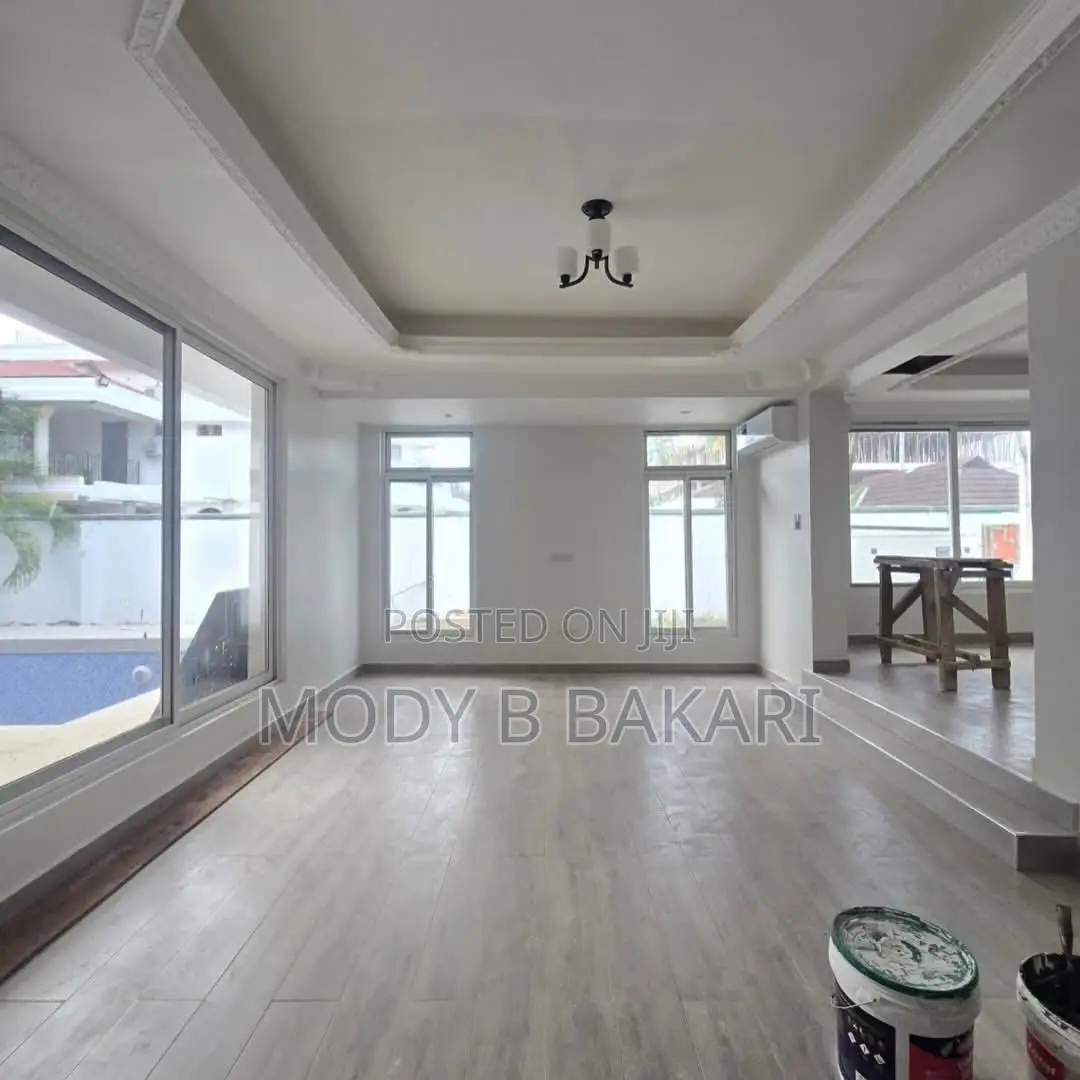 5bdrm House in Oyster Bay for rent