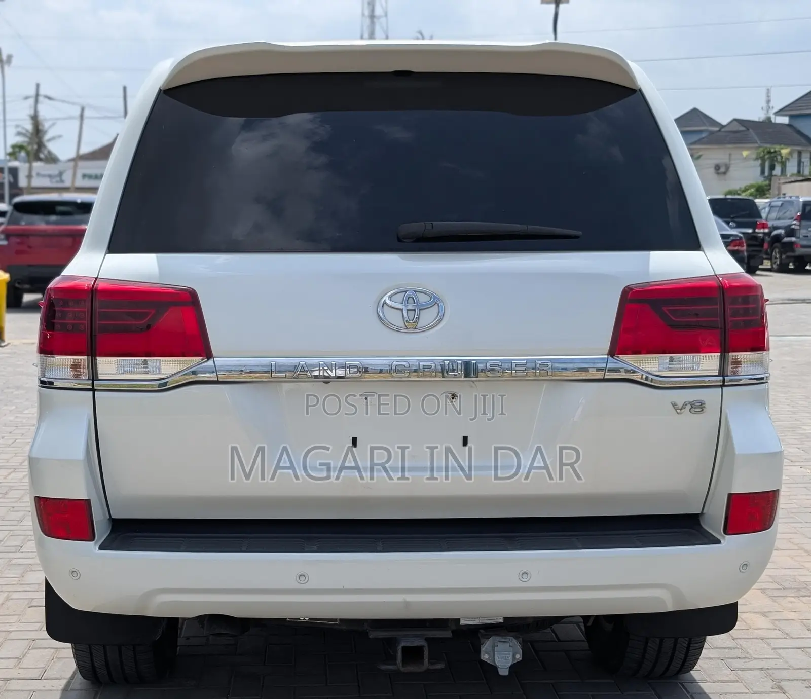 Toyota Land Cruiser 2016 White