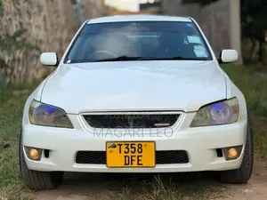 Toyota Altezza 2002 White