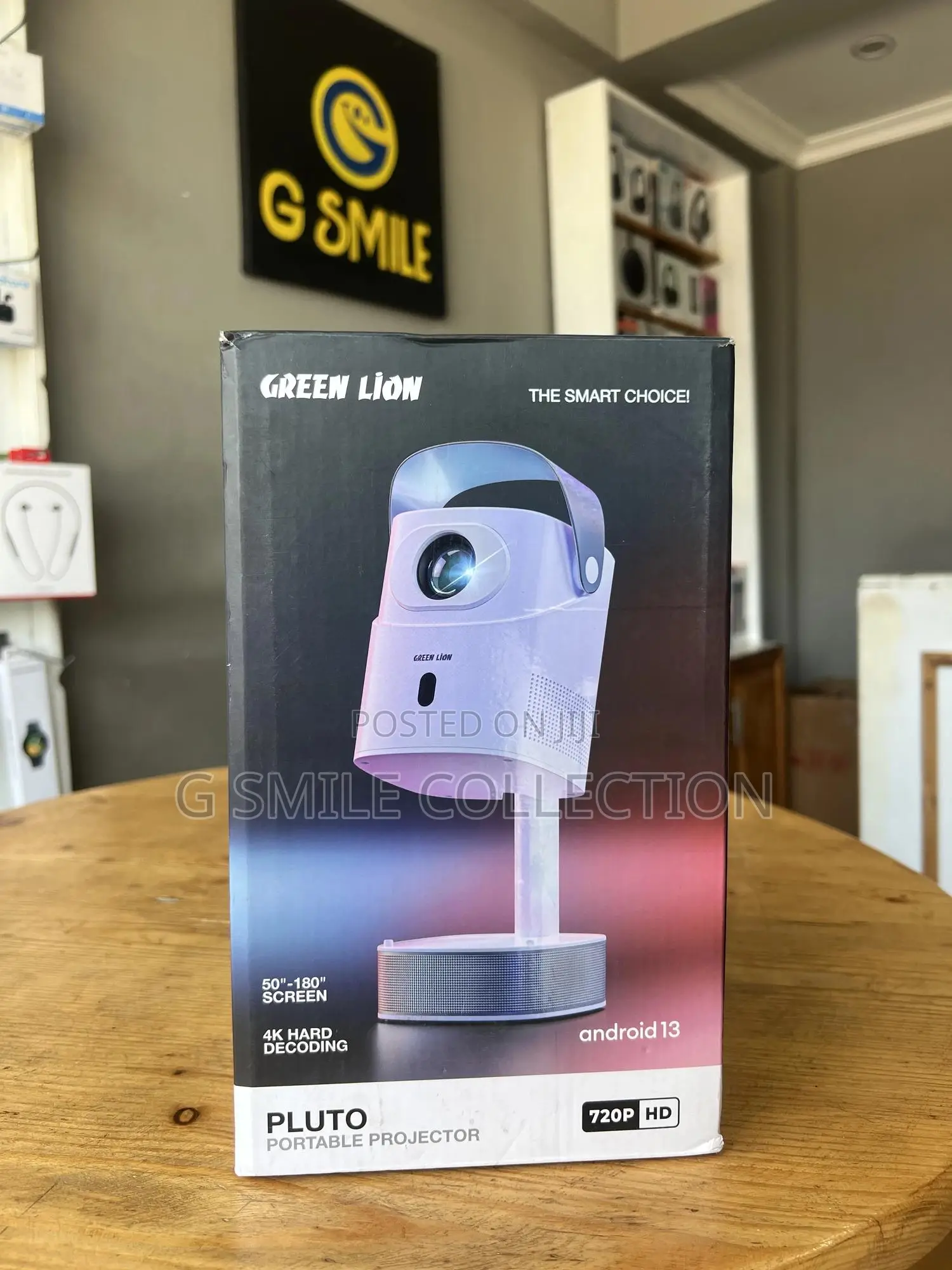 Green Lion Pluto Portable Projector