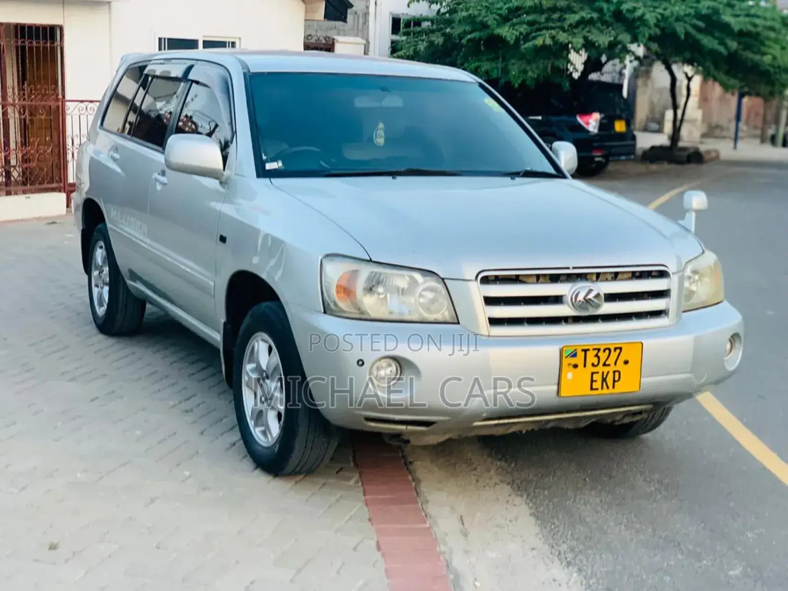 Toyota Kluger 2004 Silver