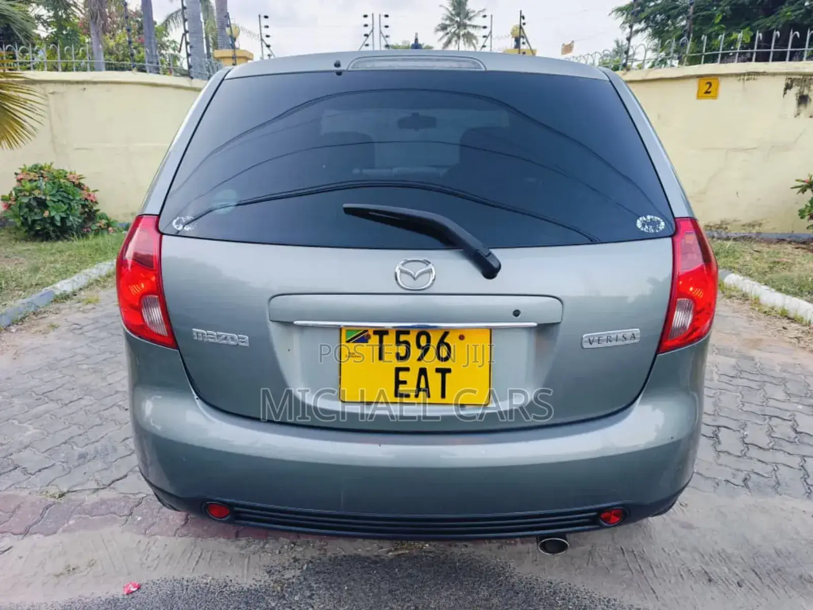 Mazda Verisa 2009 Gray