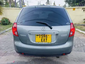 Mazda Verisa 2009 Gray