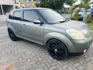 Mazda Verisa 2009 Gray