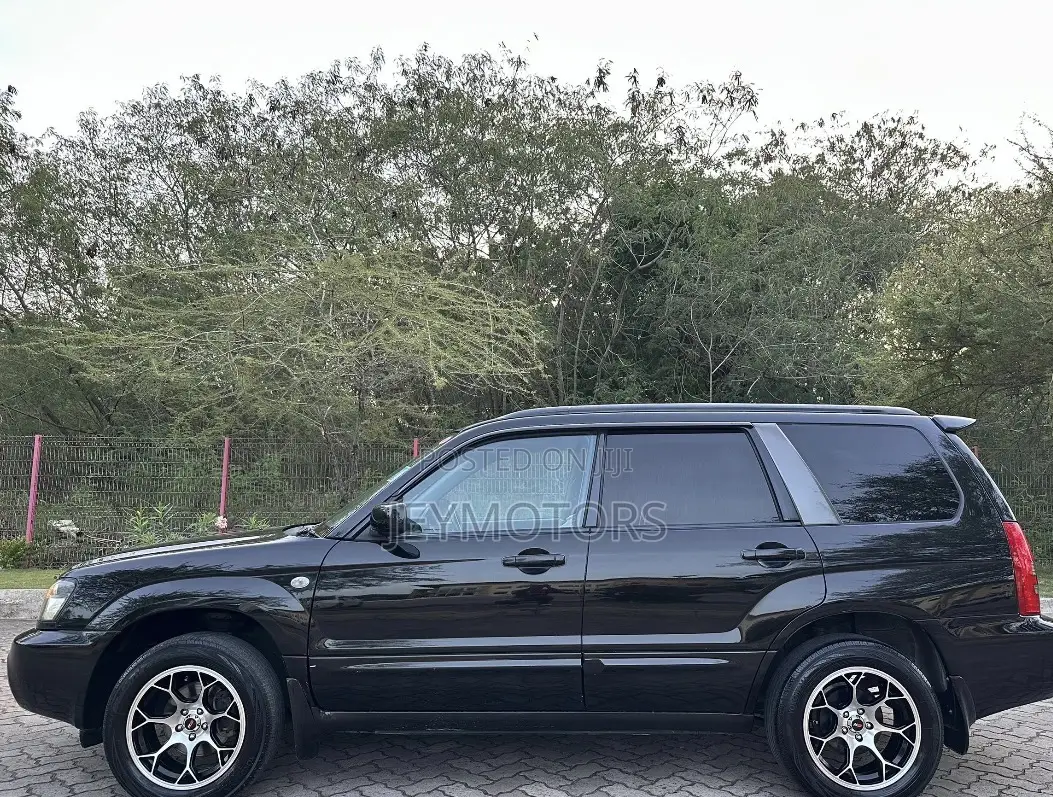Subaru Forester 2004 Black