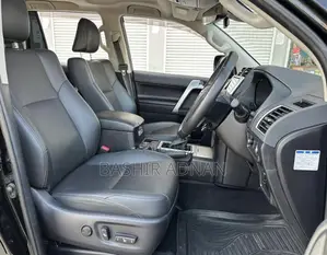 Toyota Land Cruiser Prado 2023 Black
