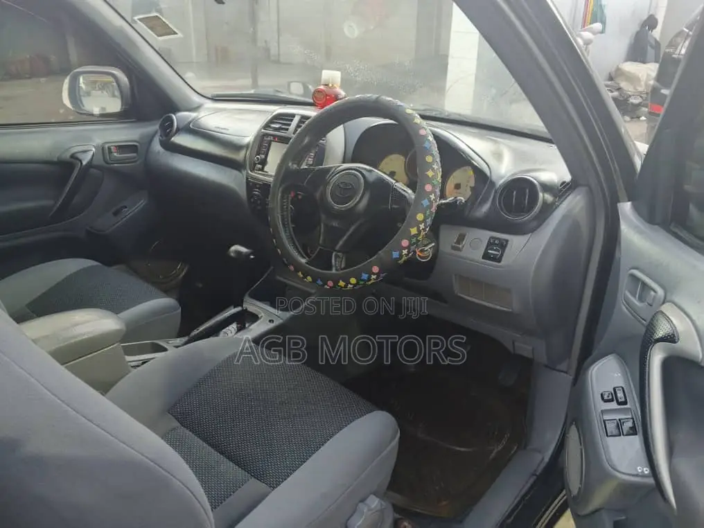 Toyota RAV4 2004 Black